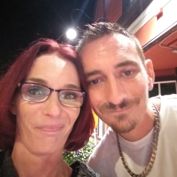 Meet your Posher, Jolene - Picture 2 of 4